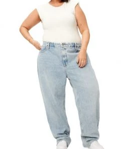 GOOD AMERICAN Good '90s High-Rise Loose Straight-Leg Jeans -GOOD AMERICAN Sales unnamed file 1104