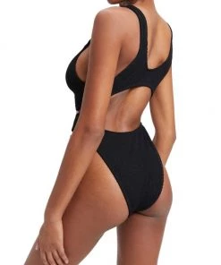 GOOD AMERICAN Always Fits Monokini 15 GOOD AMERICAN Always Fits Monokini -GOOD AMERICAN Sales unnamed file 1340