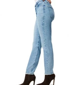 GOOD AMERICAN The Weekender Straight-Fit Jeans 15 GOOD AMERICAN The Weekender Straight-Fit Jeans -GOOD AMERICAN Sales unnamed file 1358