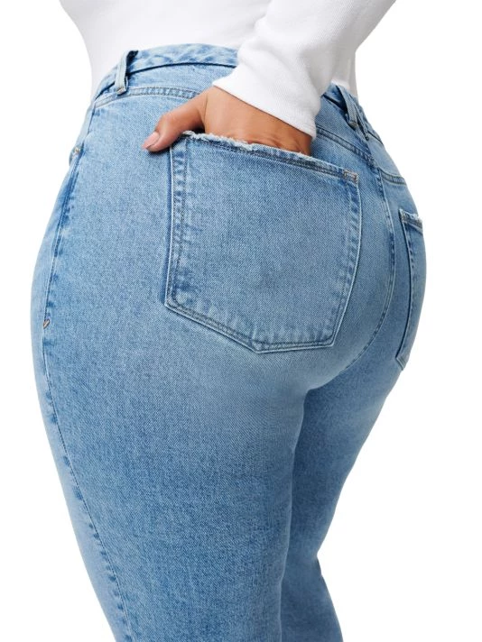 GOOD AMERICAN The Weekender Straight-Fit Jeans 11 GOOD AMERICAN The Weekender Straight-Fit Jeans - Image 11