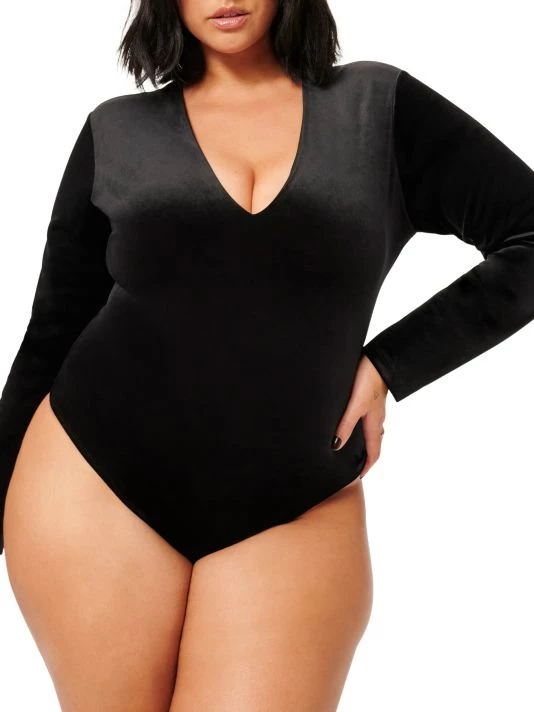 GOOD AMERICAN Velvet Plunging V-Neck Bodysuit 11 GOOD AMERICAN Velvet Plunging V-Neck Bodysuit - Image 11
