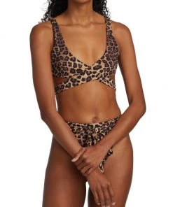 GOOD AMERICAN 10 Ways To Wear Leopard-Print Bikini Top -GOOD AMERICAN Sales unnamed file 1665
