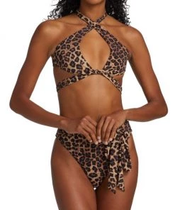 GOOD AMERICAN 10 Ways To Wear Leopard-Print Bikini Top -GOOD AMERICAN Sales unnamed file 1669