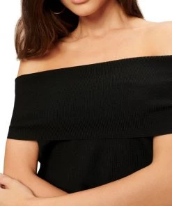 GOOD AMERICAN Off-The-Shoulder Crop Top -GOOD AMERICAN Sales unnamed file 1742