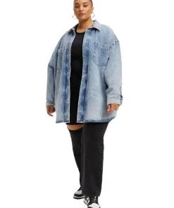 GOOD AMERICAN Denim Pocket Shacket 11 GOOD AMERICAN Denim Pocket Shacket -GOOD AMERICAN Sales unnamed file 893