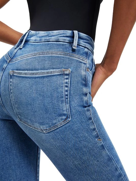 GOOD AMERICAN Good Legs Deep-V High-Rise Jeans 10 GOOD AMERICAN Good Legs Deep-V High-Rise Jeans - Image 10